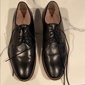 Banana Republic dress shoes